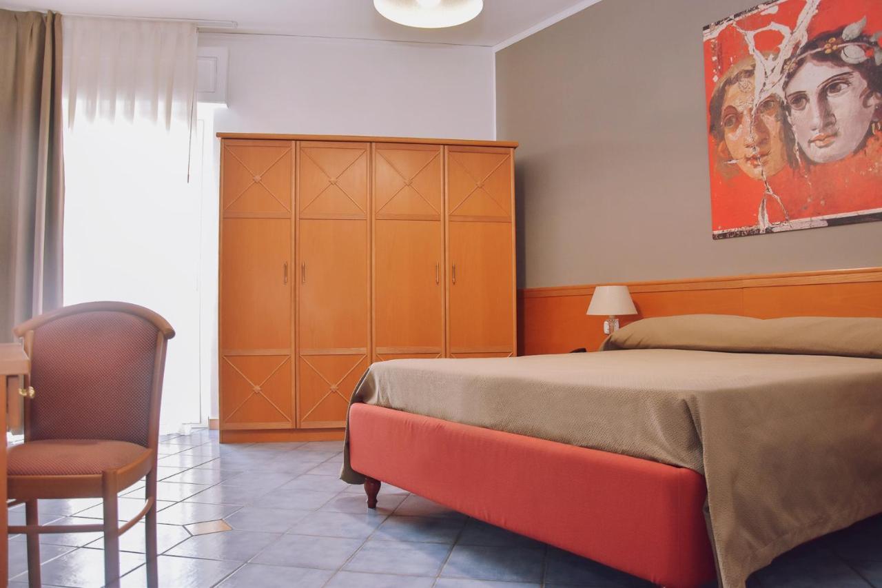 פומפיי Hotel Piccolo Sogno מראה חיצוני תמונה