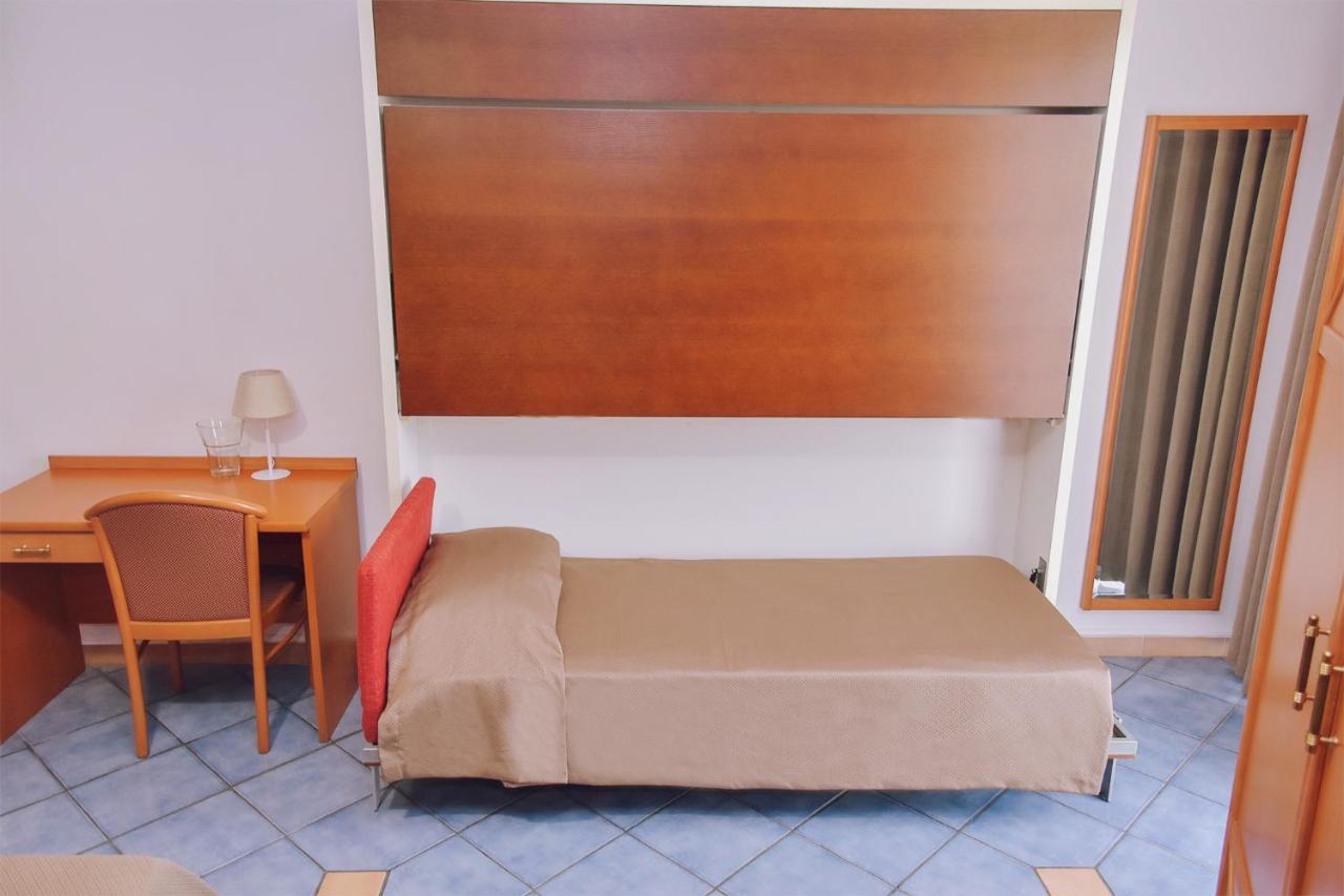 פומפיי Hotel Piccolo Sogno מראה חיצוני תמונה