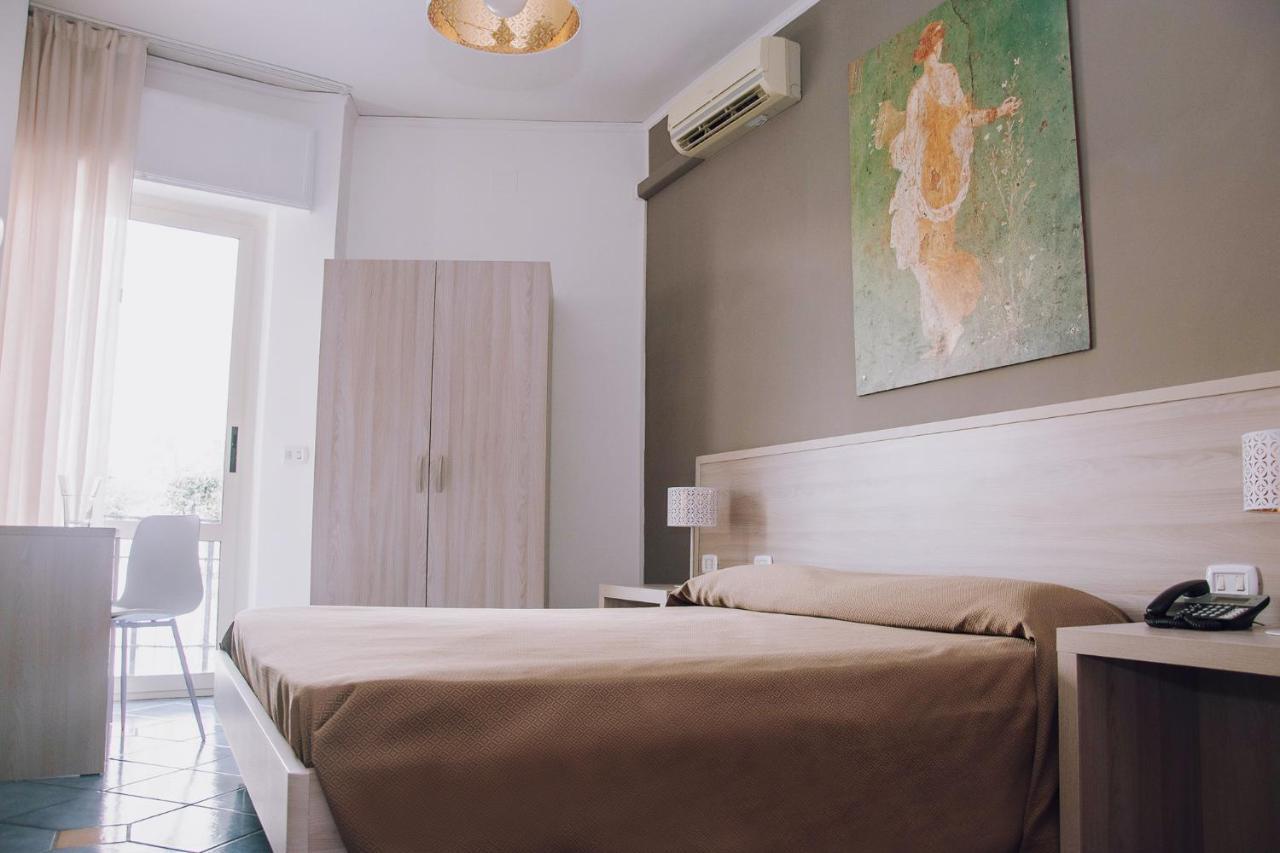 פומפיי Hotel Piccolo Sogno מראה חיצוני תמונה