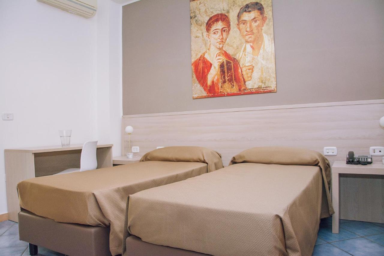 פומפיי Hotel Piccolo Sogno מראה חיצוני תמונה