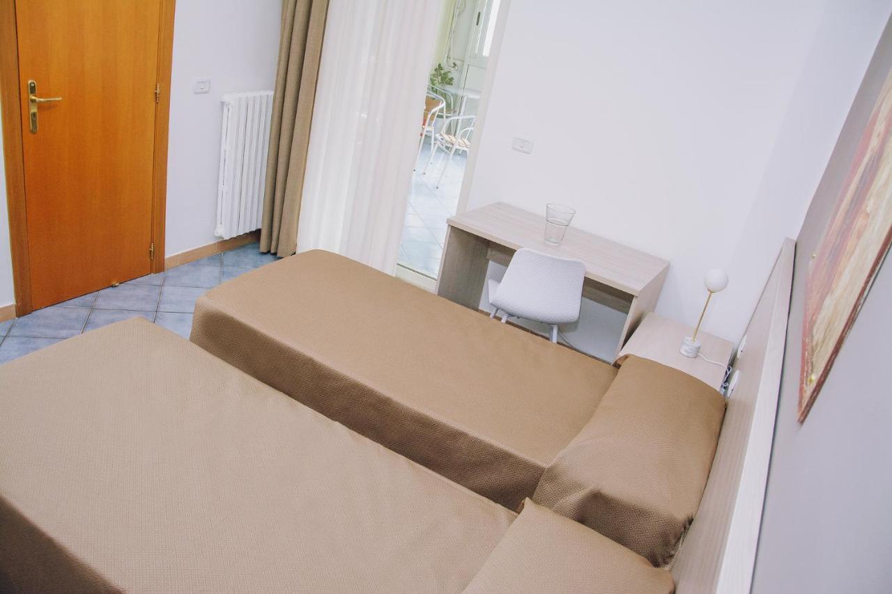 פומפיי Hotel Piccolo Sogno מראה חיצוני תמונה