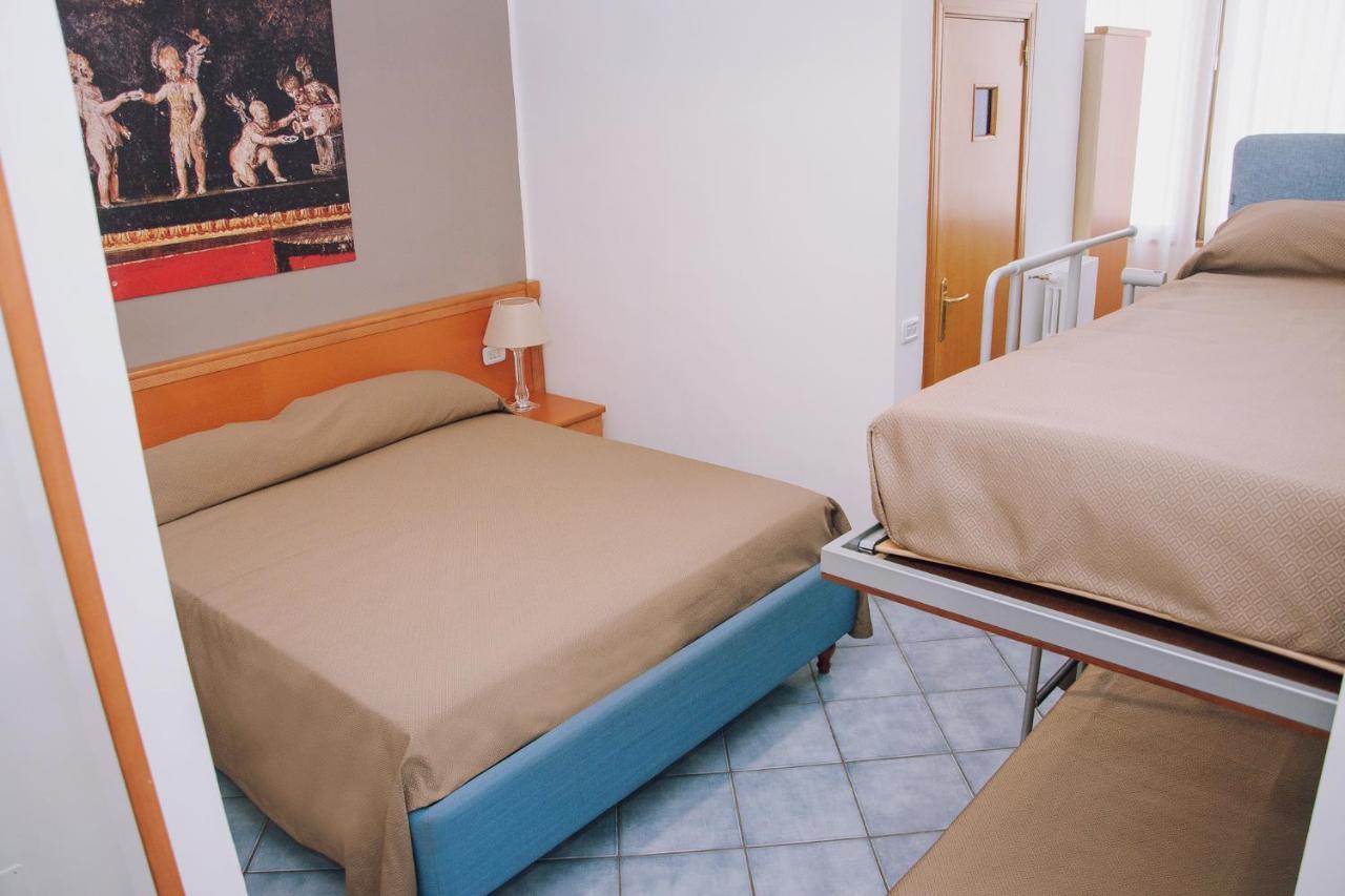 פומפיי Hotel Piccolo Sogno מראה חיצוני תמונה