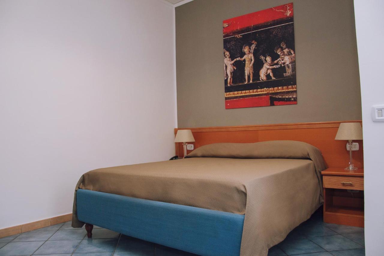 פומפיי Hotel Piccolo Sogno מראה חיצוני תמונה