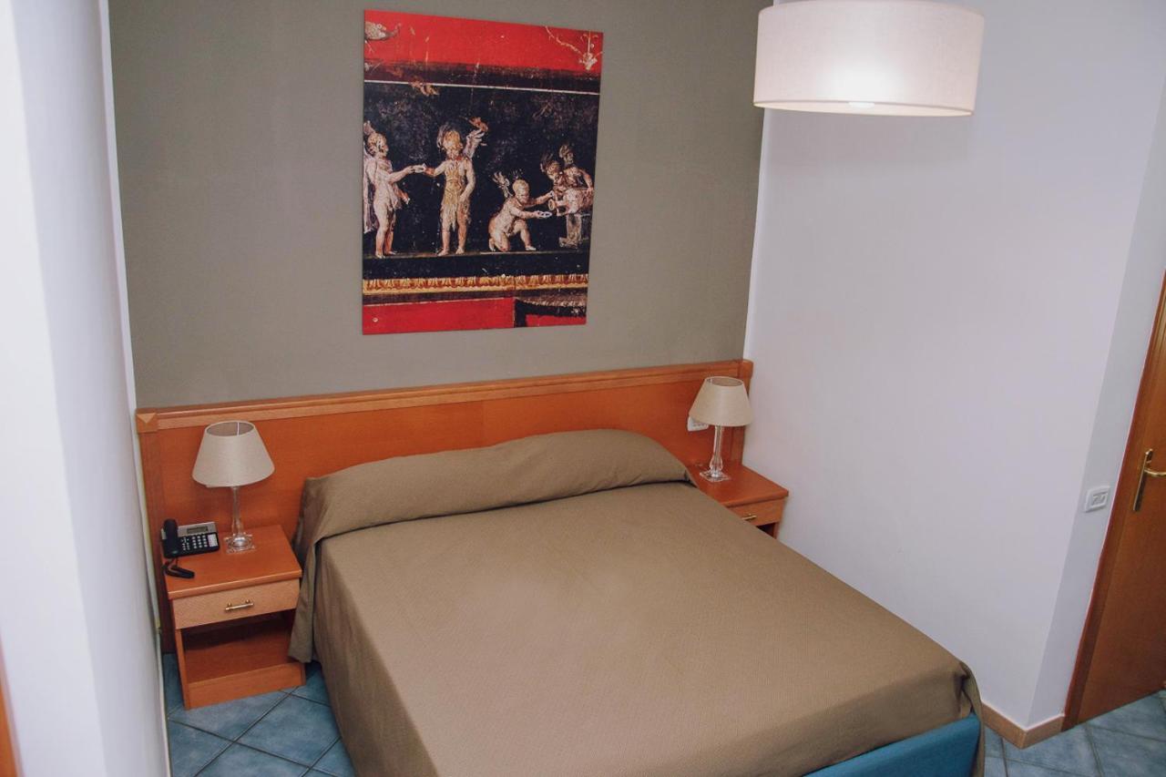 פומפיי Hotel Piccolo Sogno מראה חיצוני תמונה